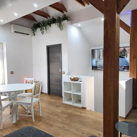 Apartma Rajska Ptica *